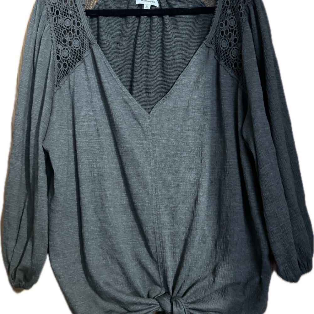 Max Studio Green Tie Front Relaxed Blouse
